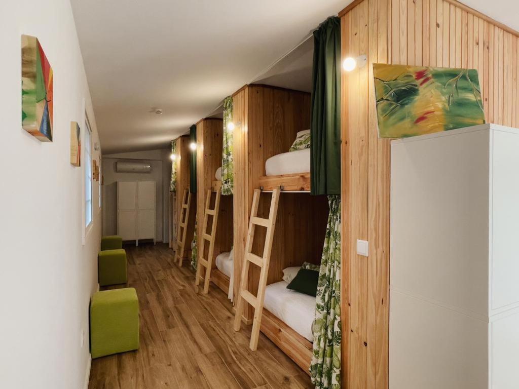 Behappy Lodge & Brunch Эшмориш Экстерьер фото